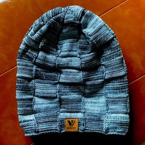 VGOGFLY - Woven Patch Pattern Fleece-lined Slouchie Beanie Winter Hat